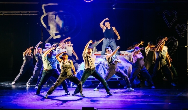 Grease Fırtınası İstanbul’da Esecek!