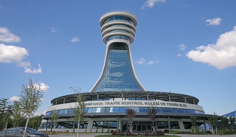 Ankara Esenboğa Havalimanı 20 Yaşında: 20 Yılda 233 Milyon Yolcuya Hizmet Verdi